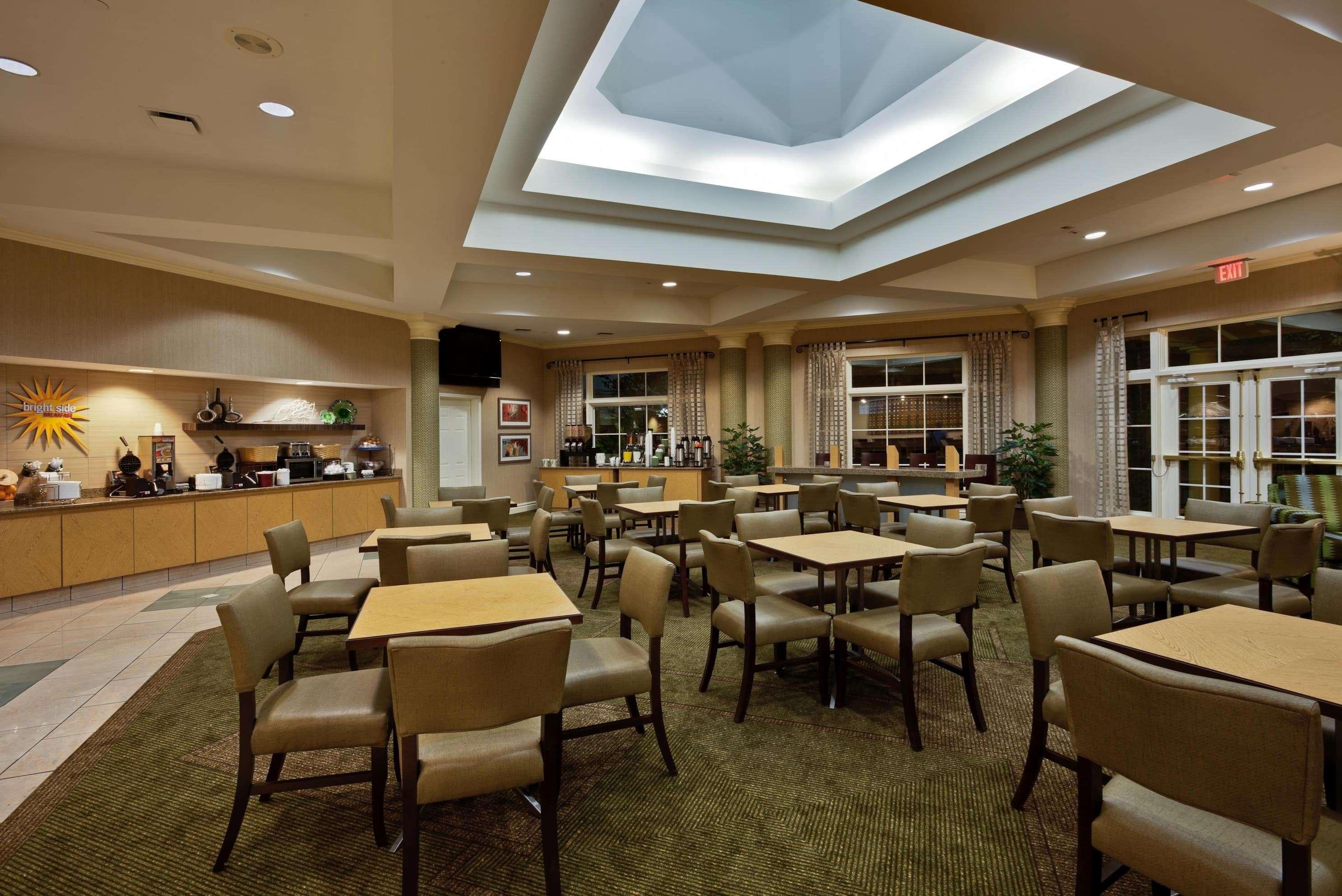 La Quinta By Wyndham Usf Hotel Tampa Exterior photo