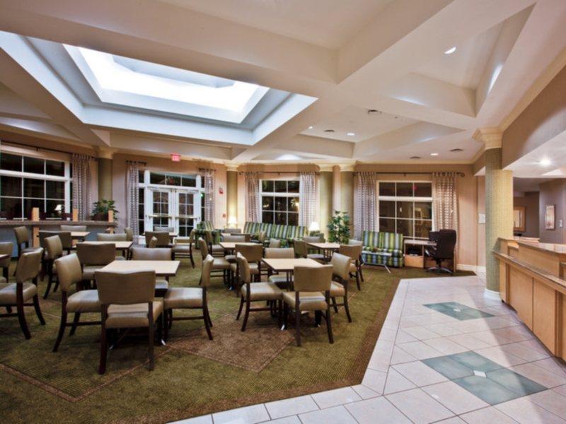 La Quinta By Wyndham Usf Hotel Tampa Exterior photo